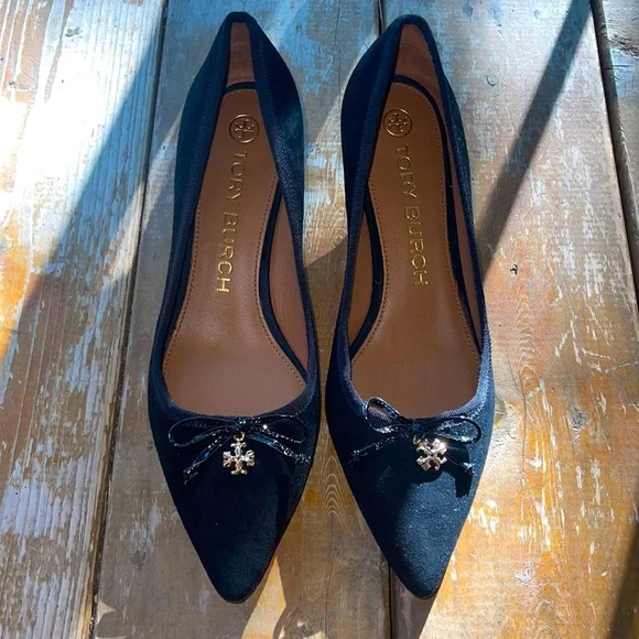 Tory Burch Shoes Tory Burch Womens Tory Charm 45mm Pump Black